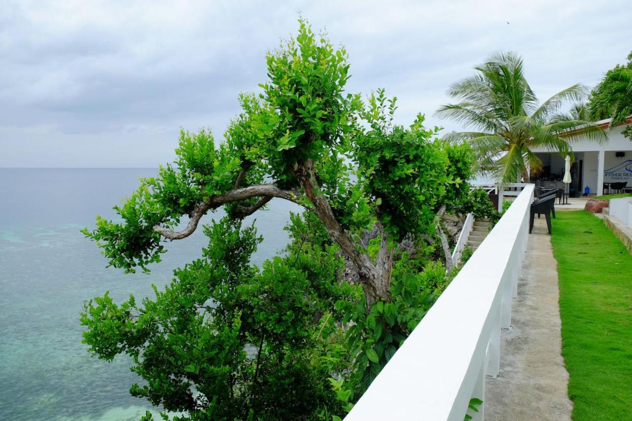 Cliffside 3*