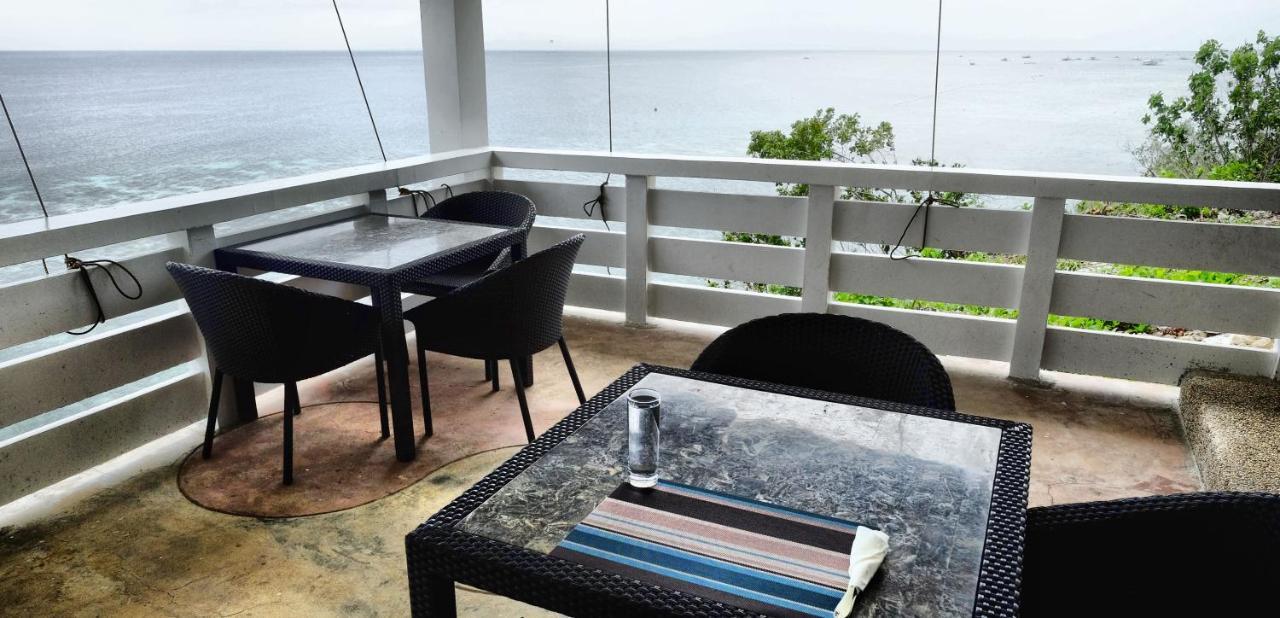 Cliffside Resort