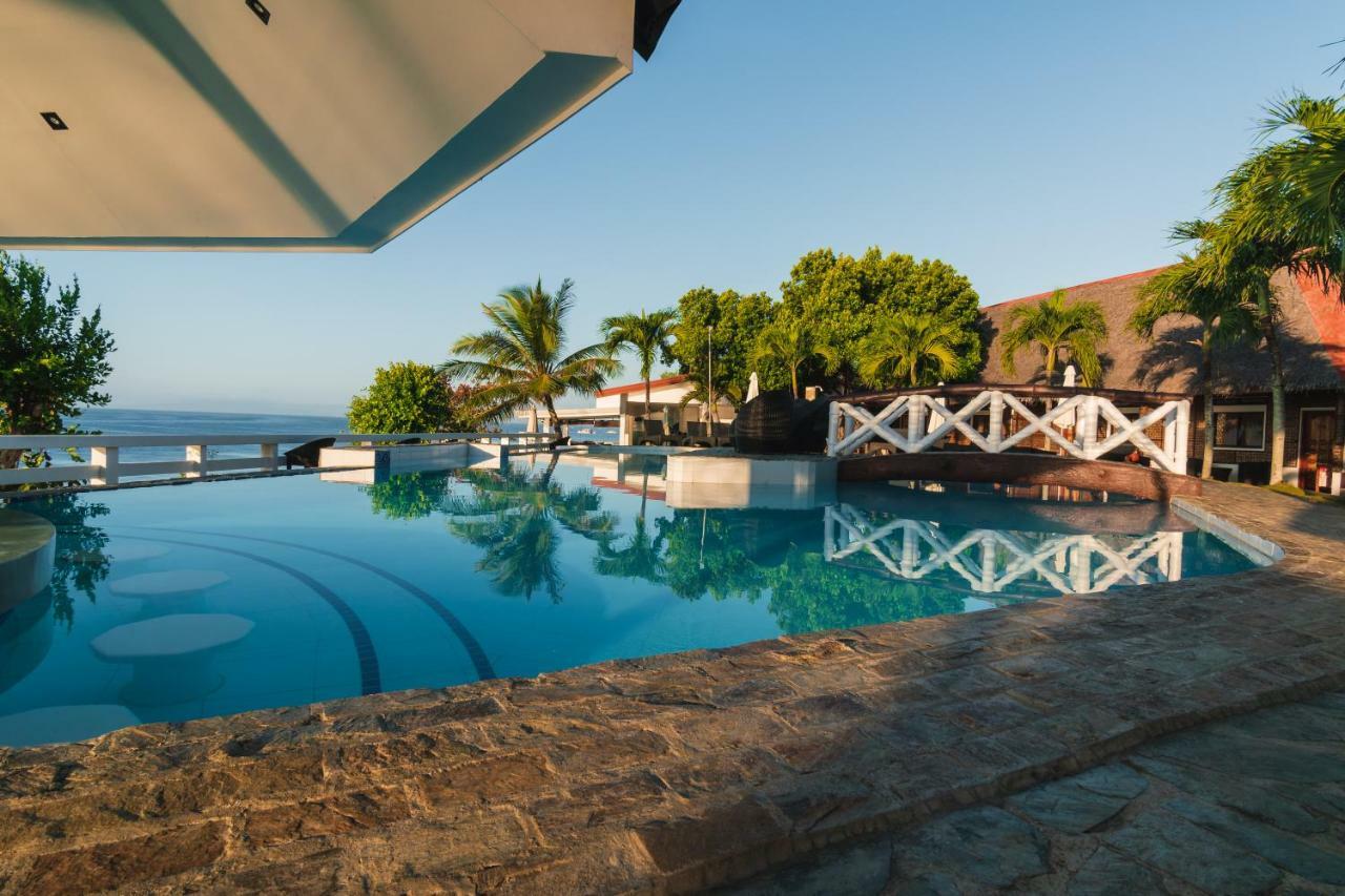 Resort Cliffside